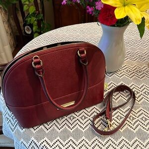 Burgundy Anne Klein handbag with optional strap